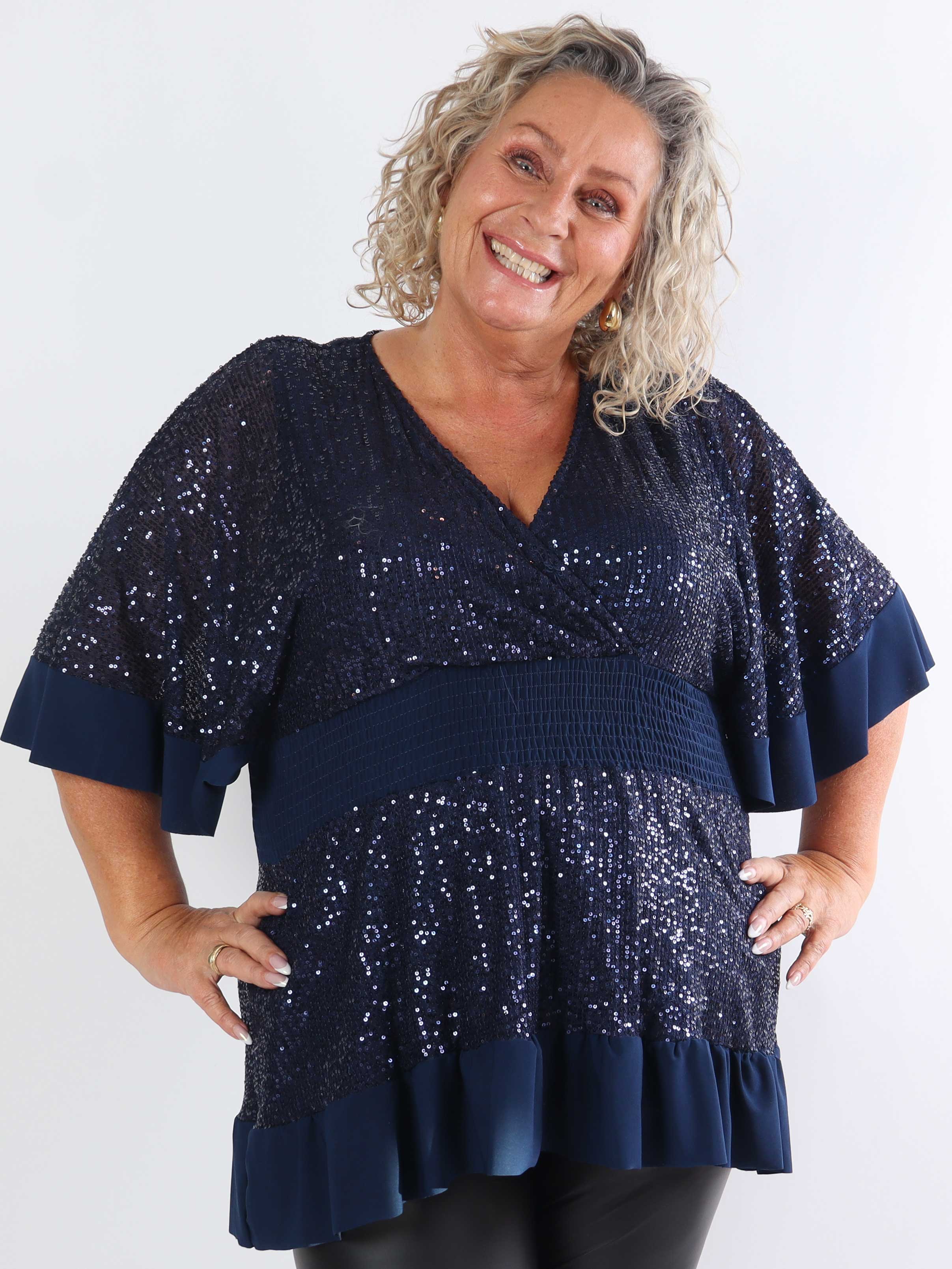 Pamela Glitter Shirt - Plus size paljett-tunika med smock och volanger
